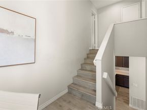 152 N Singingwood, Orange CA 92869