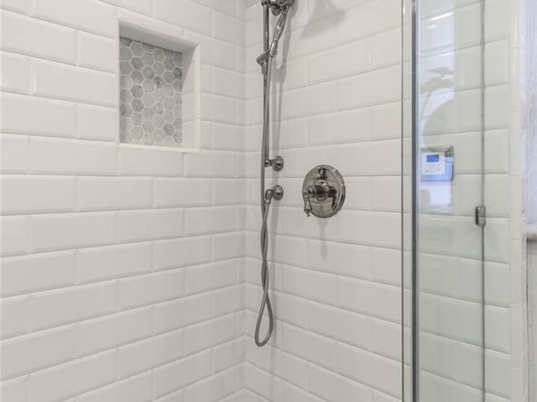 2494 Glen Canyon Road, Altadena CA 91001