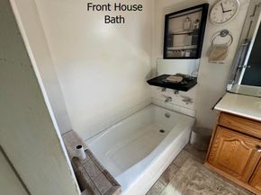 11554 Kittridge Street, North Hollywood CA 91606