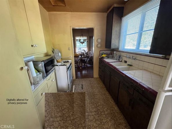 11554 Kittridge Street, North Hollywood CA 91606