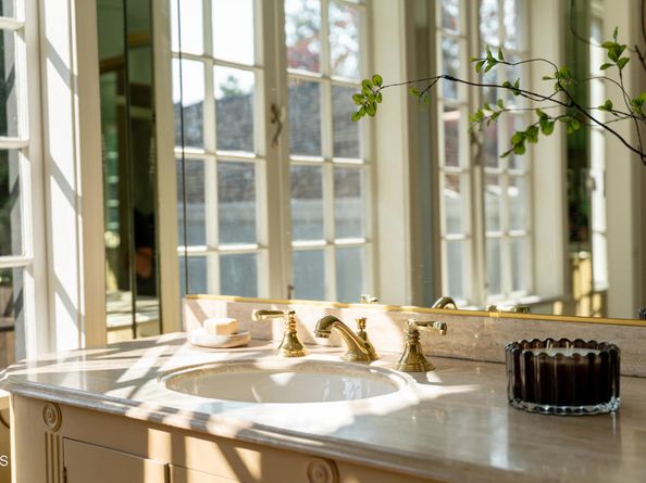 1527 E California Boulevard, Pasadena CA 91106