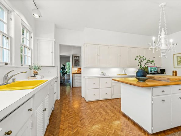 1527 E California Boulevard, Pasadena CA 91106