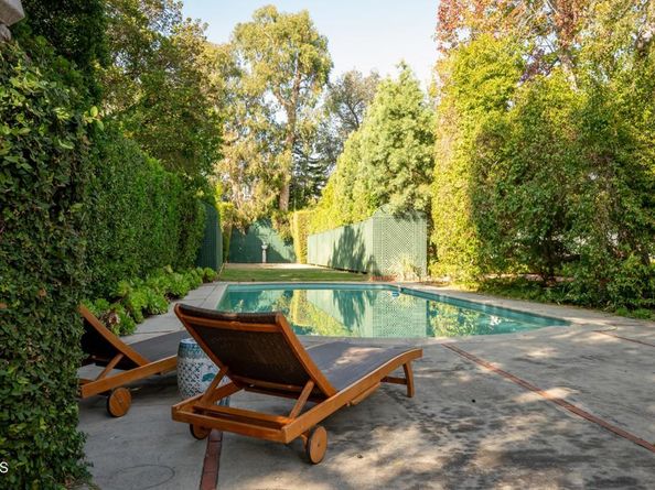 1527 E California Boulevard, Pasadena CA 91106