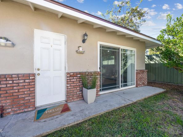 1908 Oakwood Street, Pasadena CA 91104