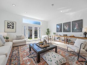 1908 Oakwood Street, Pasadena CA 91104