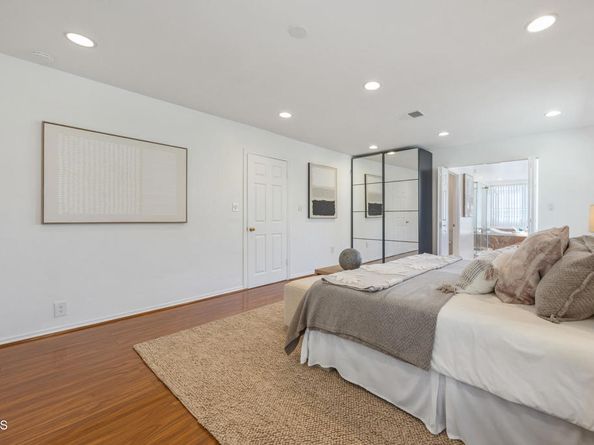 1908 Oakwood Street, Pasadena CA 91104