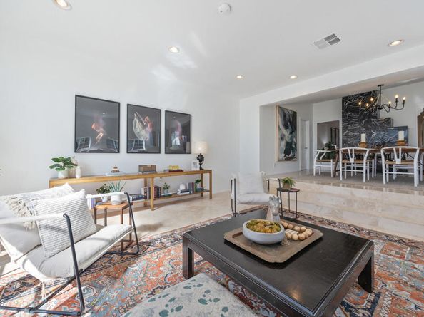 1908 Oakwood Street, Pasadena CA 91104