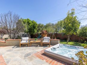 358 San Juan Way, La Canada Flintridge CA 91011