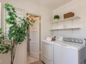 358 San Juan Way, La Canada Flintridge CA 91011