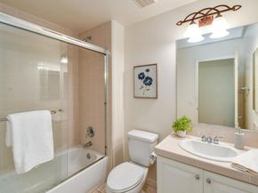 2461 Wagner Street 3, Pasadena CA 91107