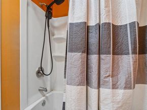 125 S Sierra Madre Boulevard 304, Pasadena CA 91107