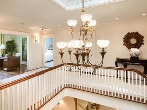 1295 S Oakland Avenue, Pasadena CA 91106