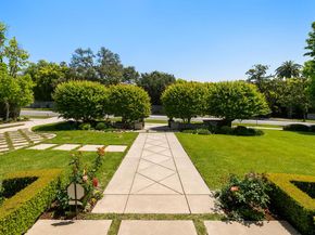 1295 S Oakland Avenue, Pasadena CA 91106