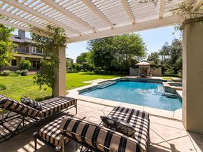 1295 S Oakland Avenue, Pasadena CA 91106