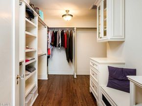 1295 S Oakland Avenue, Pasadena CA 91106