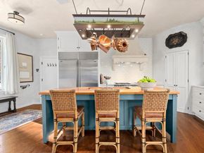 1290 Hillcrest Avenue, Pasadena CA 91106