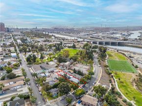 1070 N Loma Vista Drive, Long Beach CA 90813