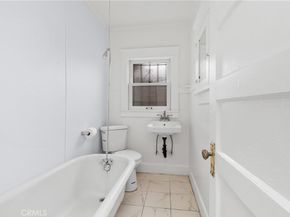 1070 N Loma Vista Drive, Long Beach CA 90813