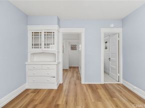 1070 N Loma Vista Drive, Long Beach CA 90813