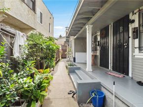 1070 N Loma Vista Drive, Long Beach CA 90813