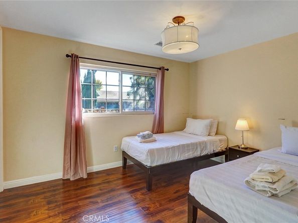 10401 Hanna, Chatsworth CA 91311