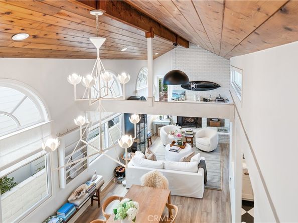 209 Diamond, Newport Beach CA 92662