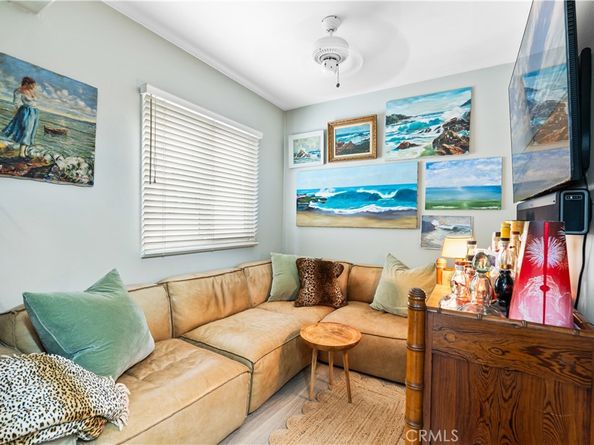 209 Diamond, Newport Beach CA 92662