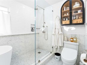 209 Diamond, Newport Beach CA 92662