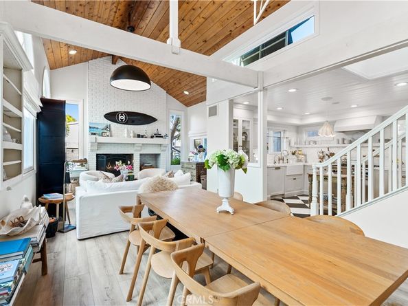 209 Diamond, Newport Beach CA 92662