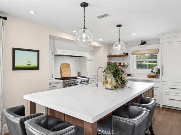 620 Brooks Street, Laguna Beach CA 92651