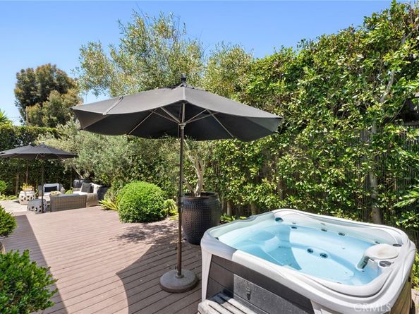 620 Brooks Street, Laguna Beach CA 92651