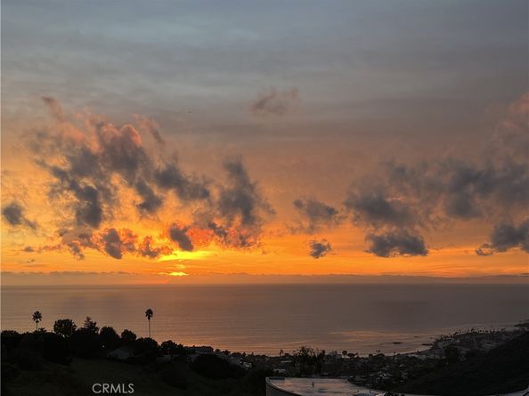 1981 San Remo, Laguna Beach CA 92651
