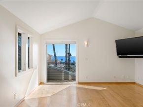 426 Nyes Place, Laguna Beach CA 92651