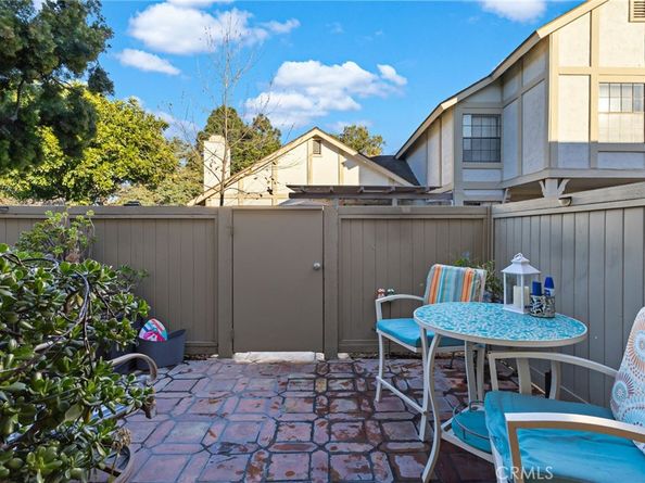 15110 Henley 51, Westminster CA 92683