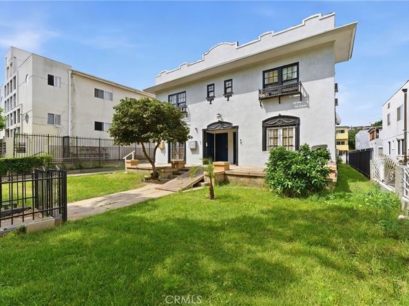 525 N Kenmore Avenue, Los Angeles CA 90004