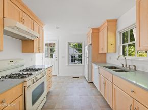 122 Round Hill Road, Greenwich CT 06831