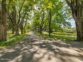 122 Round Hill Road, Greenwich CT 06831