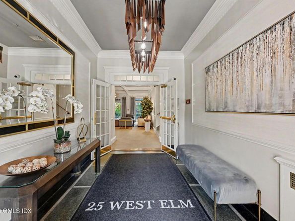 25 W Elm Street 37, Greenwich CT 06830