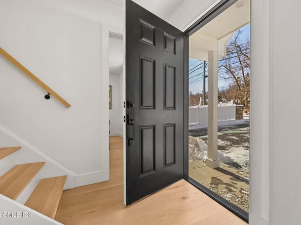 18 Sound Beach Avenue, Old Greenwich CT 06870