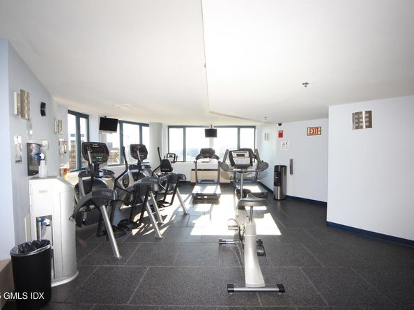 25 Forest Street 11M, Stamford CT 06901