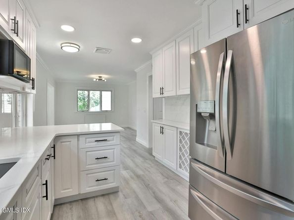 88 Indian Field Road, Greenwich CT 06830