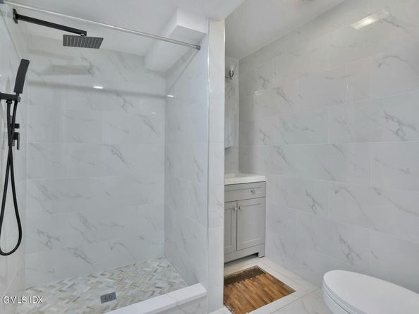 88 Indian Field Road, Greenwich CT 06830