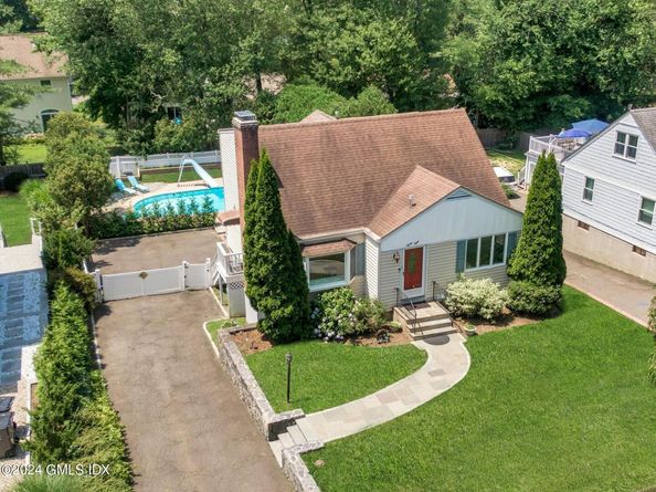 88 Indian Field Road, Greenwich CT 06830