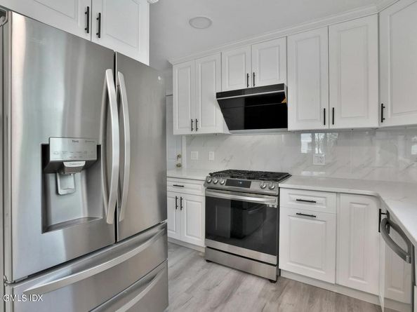 88 Indian Field Road, Greenwich CT 06830