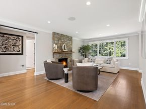20 Park Place, Riverside CT 06878