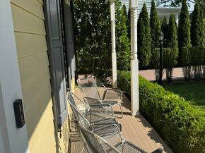 65 Sherwood Place, Greenwich CT 06830