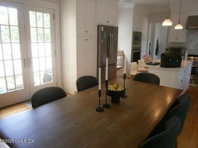 65 Sherwood Place, Greenwich CT 06830