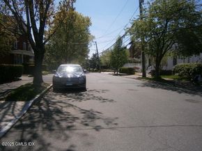 65 Sherwood Place, Greenwich CT 06830