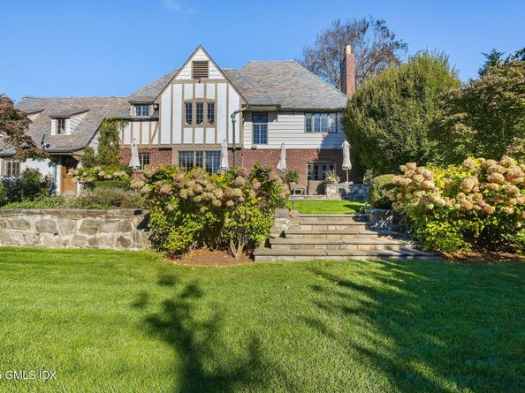 8 Quintard Avenue, Old Greenwich CT 06870