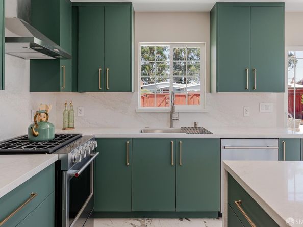 2501 Sherwood Drive, San Bruno CA 94066